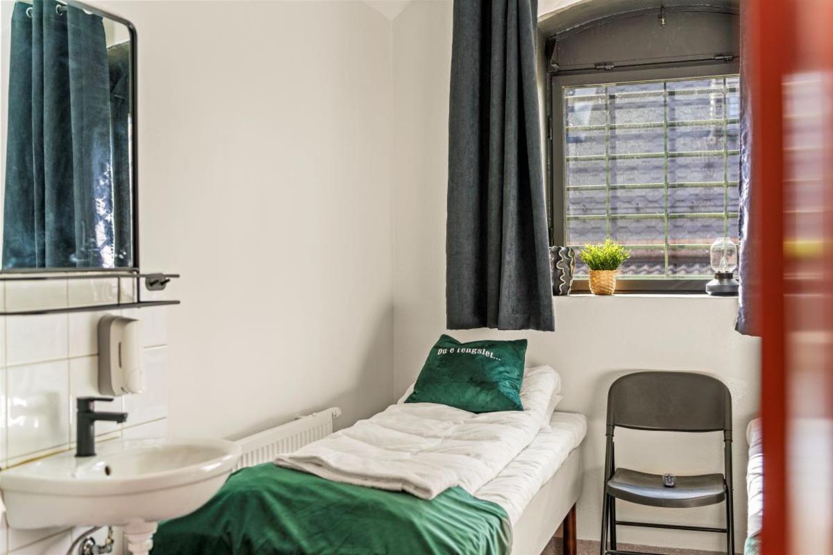 Fengselshotellet As อาเรนดัล ภายนอก รูปภาพ